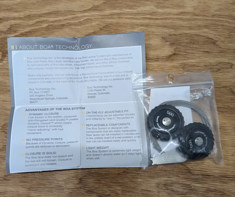 Boa lacing system black-1