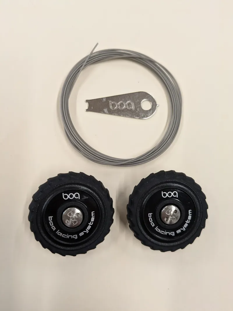 Boa lacing system black